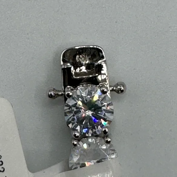 18k Tennis Bracelet - Picture 10 of 11